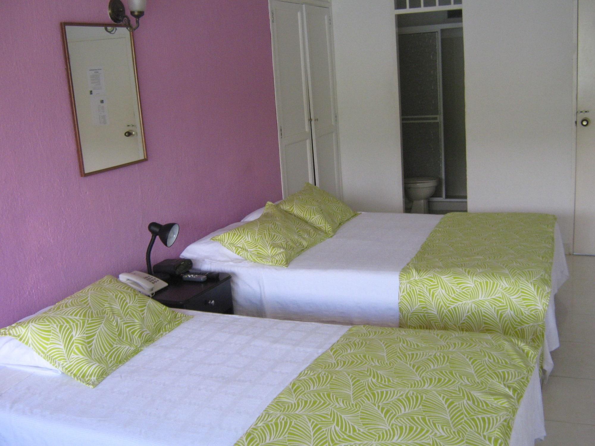 Hotel Bahia タガンガ エクステリア 写真